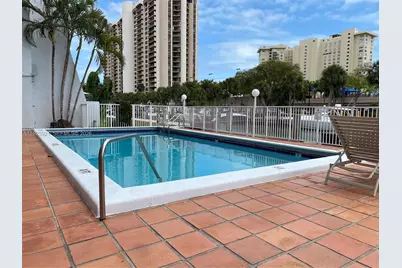 1650 NE 115th St #405, Miami, FL 33181 - Photo 28
