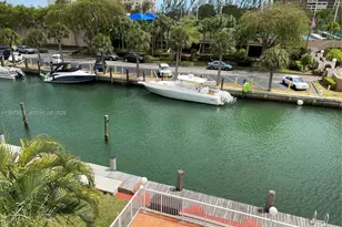 1650 NE 115th St, Miami, FL 33181 - Photo 10