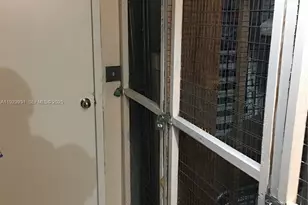 3800 N Hills Dr, Hollywood, FL 33021 - Photo 16