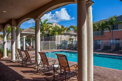 1826 NE 5th St #1405, Boynton Beach, FL 33435 - Photo 2