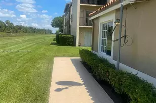 1089 N Benoist Farms Rd, West Palm Beach, FL 33411 - Photo 2