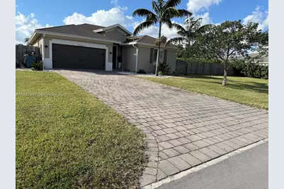 30660 SW 193rd Ave, Homestead, FL 33030 - Photo 2