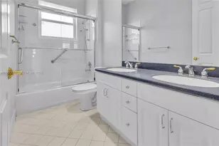 1547 Mariner Way, Hollywood, FL 33019 - Photo 24