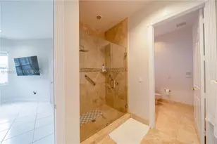 1547 Mariner Way, Hollywood, FL 33019 - Photo 40