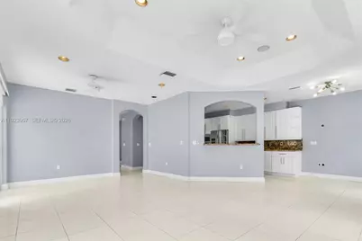 1547 Mariner Way, Hollywood, FL 33019 - Photo 10