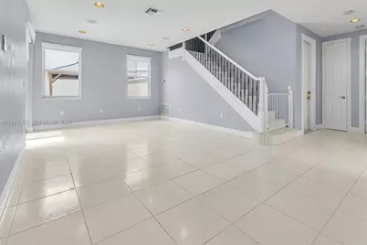 1547 Mariner Way, Hollywood, FL 33019 - Photo 12