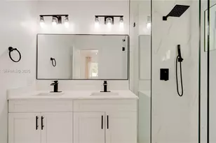 1230 NE 133rd St, North Miami, FL 33161 - Photo 10