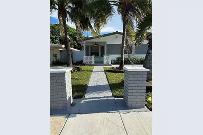 28 SE 4th St, Dania Beach, FL 33004 - Photo 2