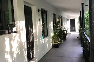 570 NE 69th St, Miami, FL 33138 - Photo 4