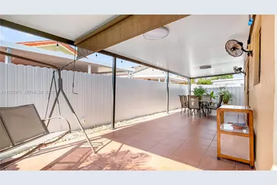 2549 W 72nd Pl, Hialeah, FL 33016 - Photo 46