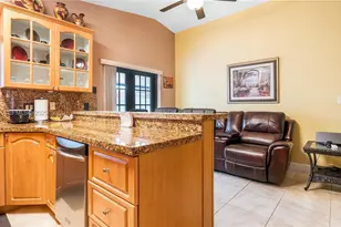 2549 W 72nd Pl, Hialeah, FL 33016 - Photo 28