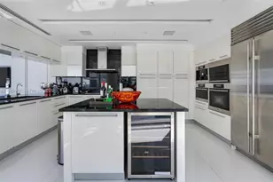 17121 Collins Ave, Sunny Isles Beach, FL 33160 - Photo 16