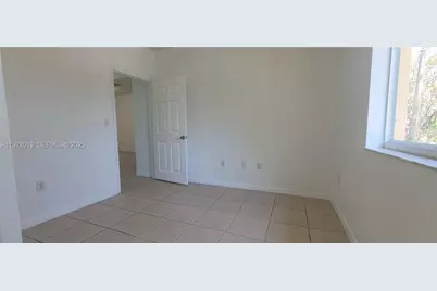 50 E 21st St #203, Hialeah, FL 33010 - Photo 16