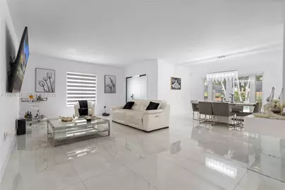 8740 NW 153rd Ter, Miami Lakes, FL 33018 - Photo 8