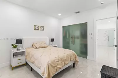 8740 NW 153rd Ter, Miami Lakes, FL 33018 - Photo 46