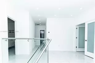 8740 NW 153rd Terrace, Miami Lakes, FL 33018 - Photo 44