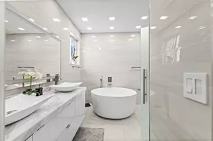 8740 NW 153rd Terrace, Miami Lakes, FL 33018 - Photo 40