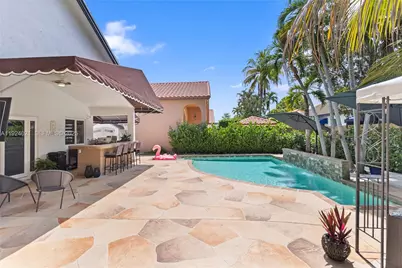 8740 NW 153rd Ter, Miami Lakes, FL 33018 - Photo 30