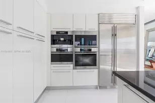 17121 Collins Ave, Sunny Isles Beach, FL 33160 - Photo 16