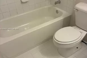 1692 SE 29th Ct, Homestead, FL 33035 - Photo 4