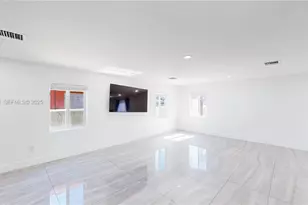 1886 NW 68th St, Miami, FL 33147 - Photo 6