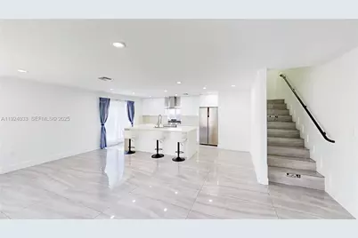 1886 NW 68th St, Miami, FL 33147 - Photo 10