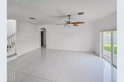 15843 SW 139th St, Miami, FL 33196 - Photo 14