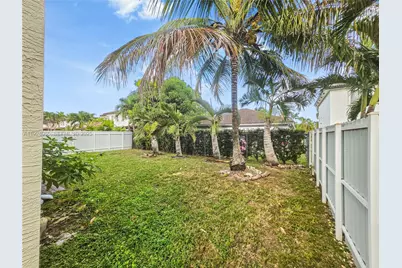 15843 SW 139th St, Miami, FL 33196 - Photo 8