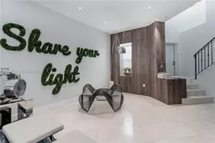 18460 NE 30th Ave, Aventura, FL 33160 - Photo 4