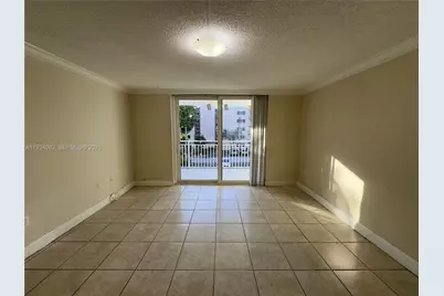 6930 Miami Gardens Dr #1-307, Hialeah, FL 33015 - Photo 2