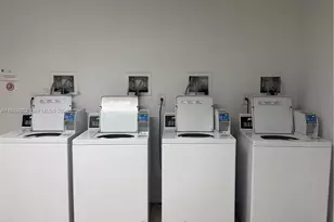 6930 Miami Gardens Dr, Hialeah, FL 33015 - Photo 12