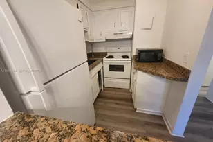 600 Layne Blvd, Hallandale Beach, FL 33009 - Photo 4