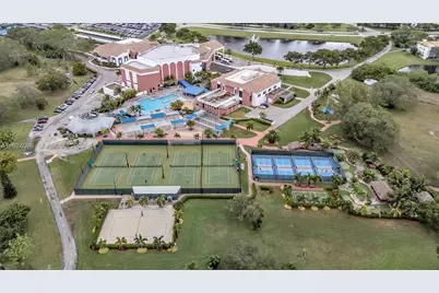 145 Grantham C #145, Deerfield Beach, FL 33442 - Photo 6