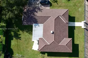 1558 Sevilla Ave, Coral Gables, FL 33134 - Photo 2