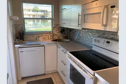 5300 Washington St #N117, Hollywood, FL 33021 - Photo 12