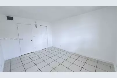 4550 NW 9th St #604E, Miami, FL 33126 - Photo 18