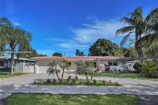 948 NE 26th Ave, Pompano Beach, FL 33062 - Photo 2