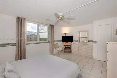 401 SE 3rd St #507, Dania Beach, FL 33004 - Photo 20