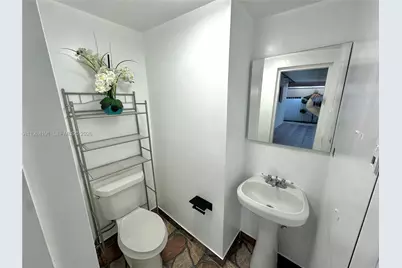 1211 W 34th St #Front, Hialeah, FL 33012 - Photo 10