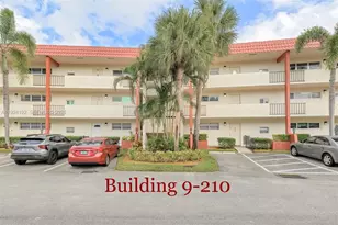9800 N Hollybrook Lake Dr, Pembroke Pines, FL 33025 - Photo 50