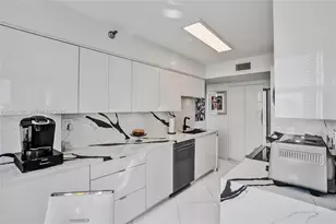 3400 NE 192 St, Aventura, FL 33180 - Photo 14