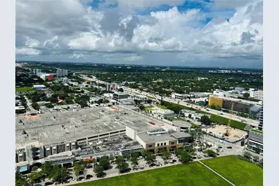 121 NE 34th St #3014, Miami, FL 33137 - Photo 2