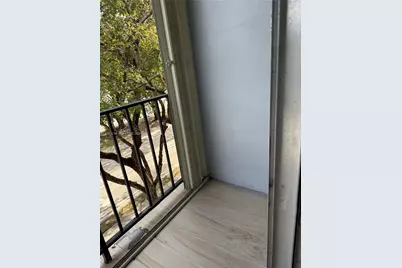 100 Fontainebleau Blvd #403, Miami, FL 33172 - Photo 4