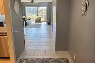 2900 N Palm Aire Dr, Pompano Beach, FL 33069 - Photo 4