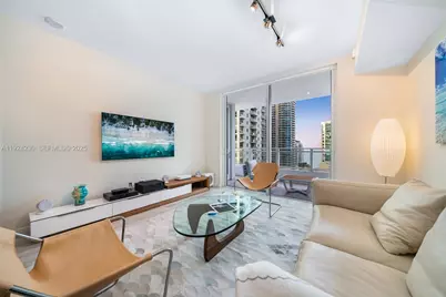 1080 Brickell Ave #2706, Miami, FL 33131 - Photo 6