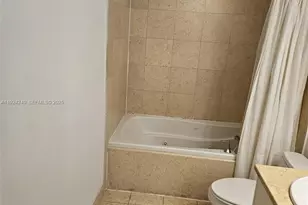 20000 E Country Club Dr, Aventura, FL 33180 - Photo 30