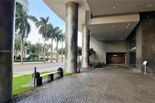 488 NE 18th St, Miami, FL 33132 - Photo 40