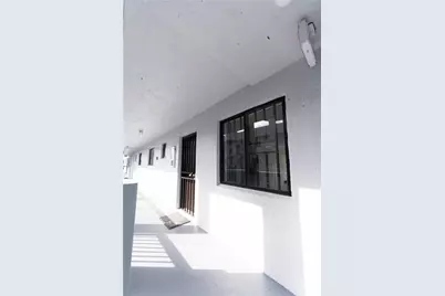 5300 W 21st Ct #311, Hialeah, FL 33016 - Photo 1