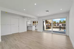 201 SE 12th St, Pompano Beach, FL 33060 - Photo 10
