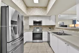 17375 Collins Ave, Sunny Isles Beach, FL 33160 - Photo 30